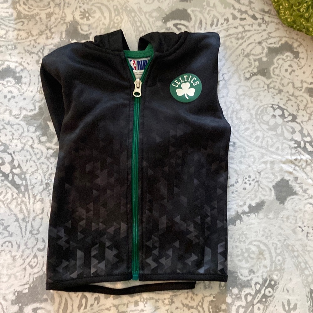 Celtics light jacket size 2T